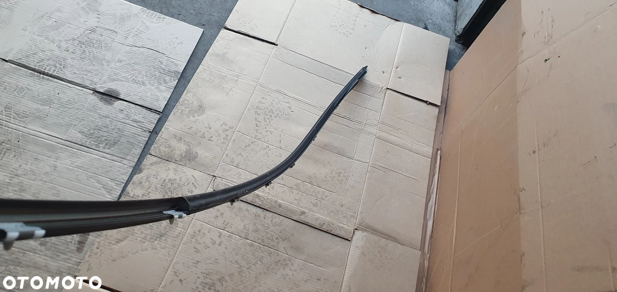 Listwa dachu dachowa prawa BMW I E81 E87 7164952 - 5