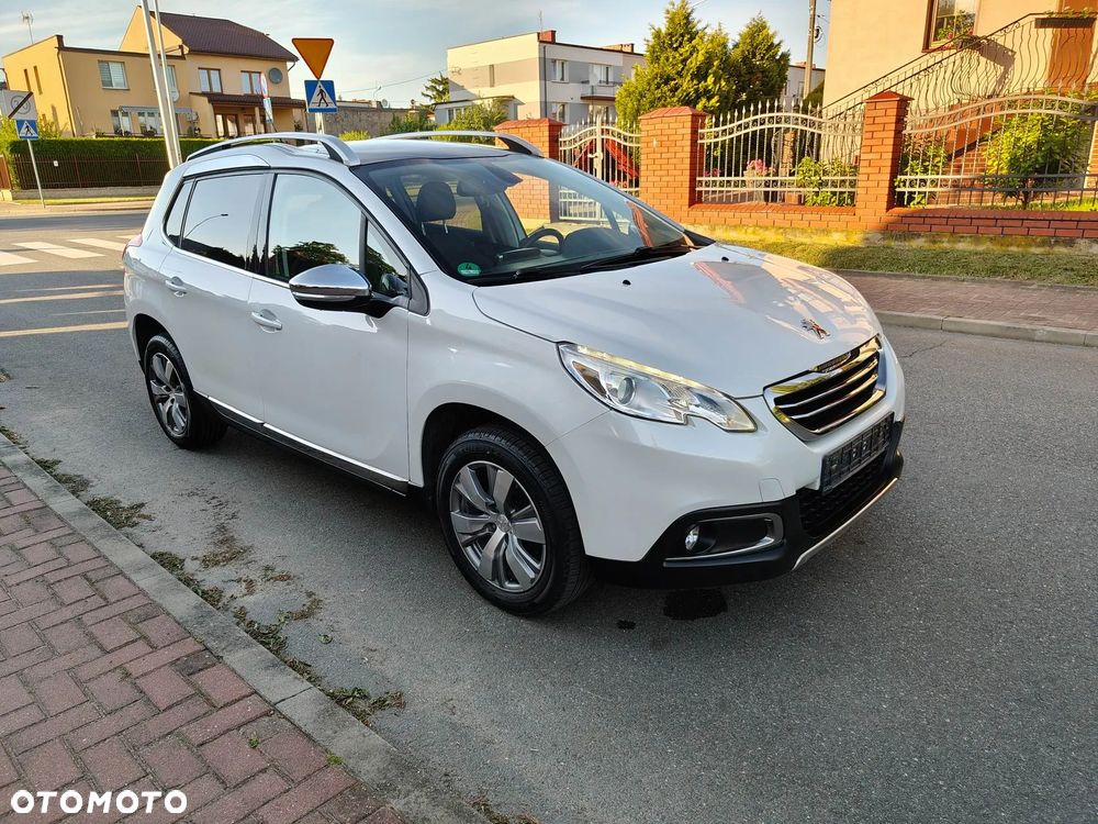 Peugeot 2008 PureTech 110 Stop&Start Allure - 2