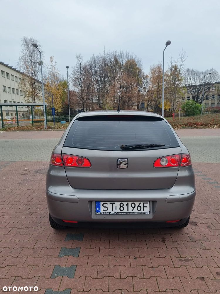 Seat Ibiza 1.4 16V Sport - 2