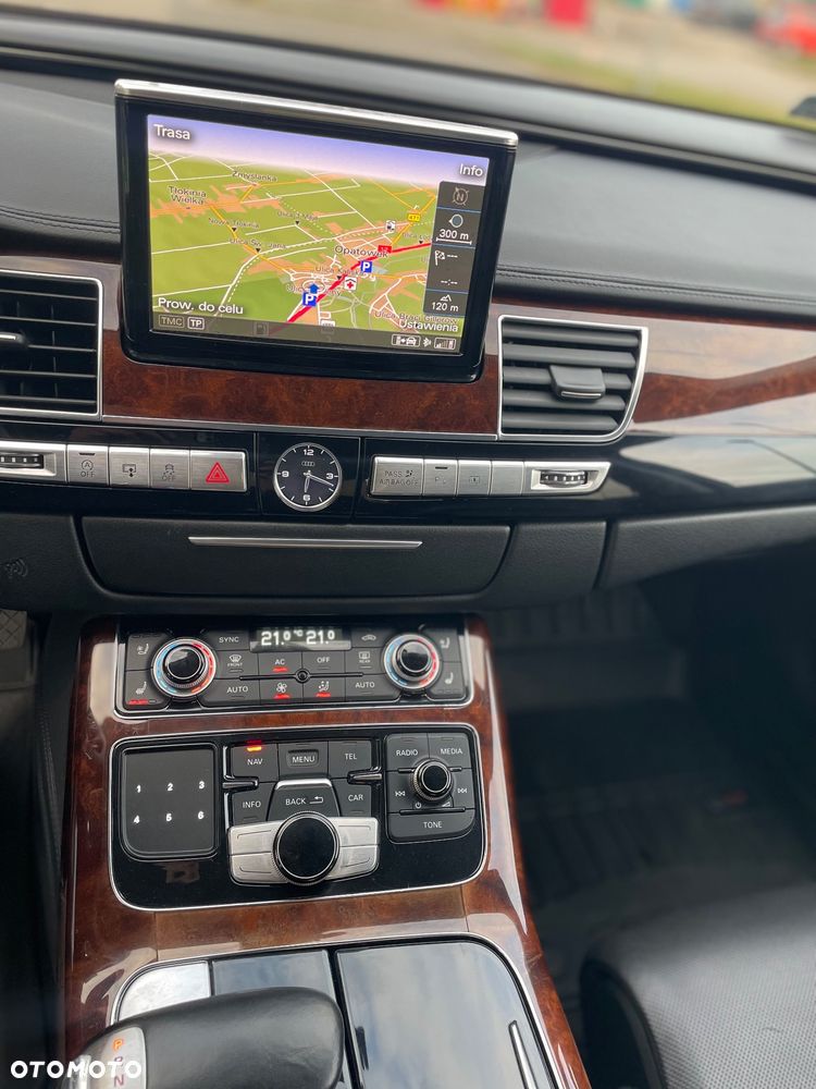 Audi A8 4.2 TDI Quattro - 12