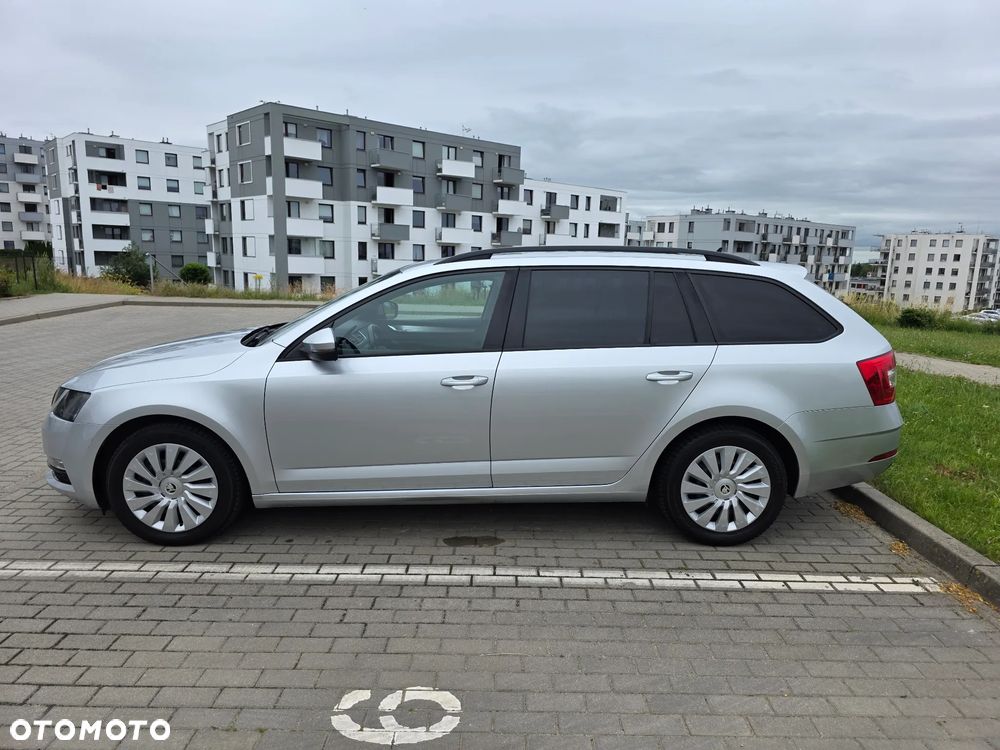 Skoda Octavia - 10