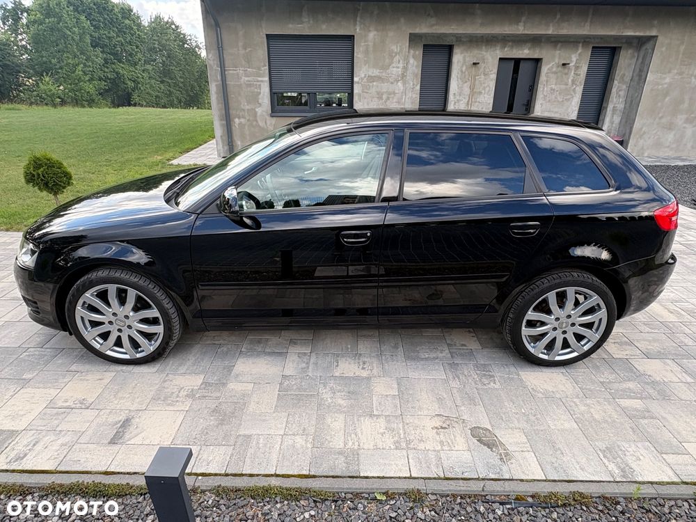Audi A3 Sportback - 8