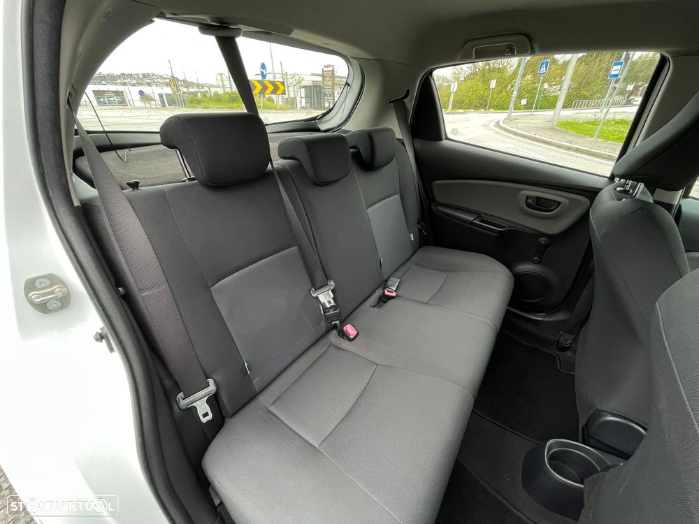 Toyota Yaris 1.4 D-4D ACtive+AC - 31