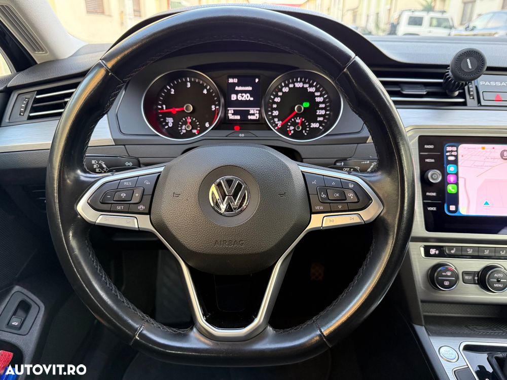 Volkswagen Passat 2.0 TDI SCR DSG BlueMotion Comfortline - 14