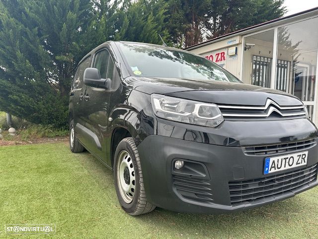 Citroën BERLINGO BERLINGO CX.AUT. 8V. 3 LUGARES C/GPS 130 CV - 2