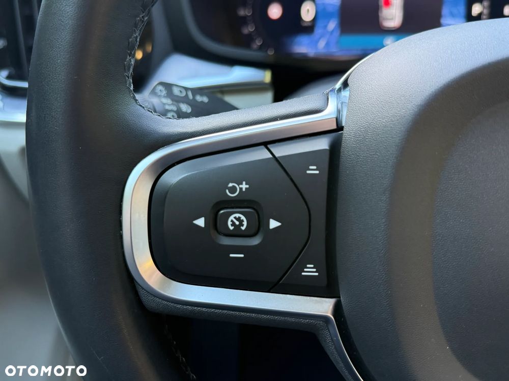 Volvo V60 B4 D Core - 15