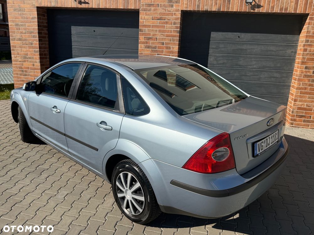 Ford Focus - 12