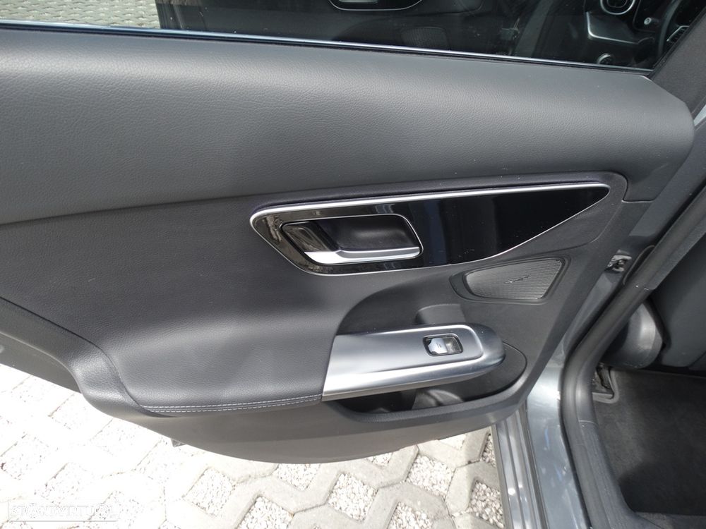 Mercedes-Benz C 220 - 24