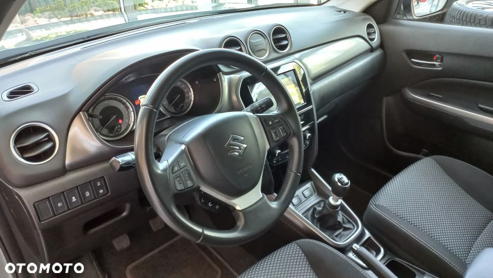 Suzuki Vitara 1.4 Boosterjet SHVS Premium 2WD - 15