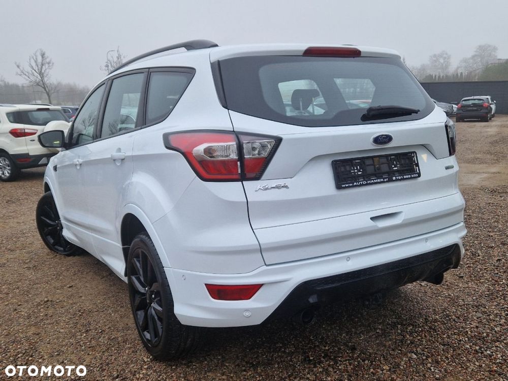 Ford Kuga 1.5 EcoBoost 2x4 ST-Line - 27