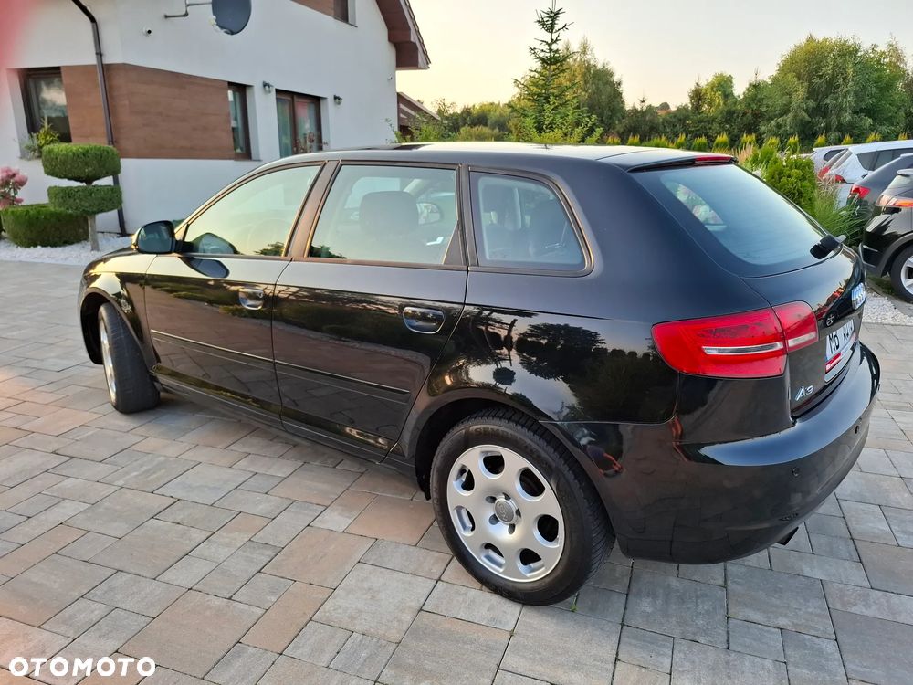 Audi A3 Sportback - 13