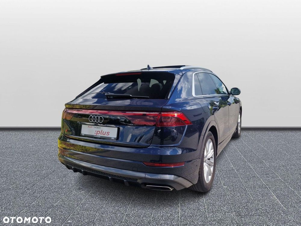 Audi Q8 - 32