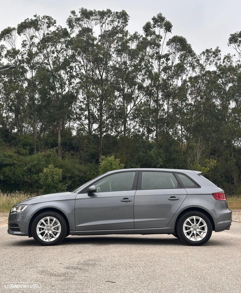 Audi A3 1.6 TDI Advance Ultra - 4
