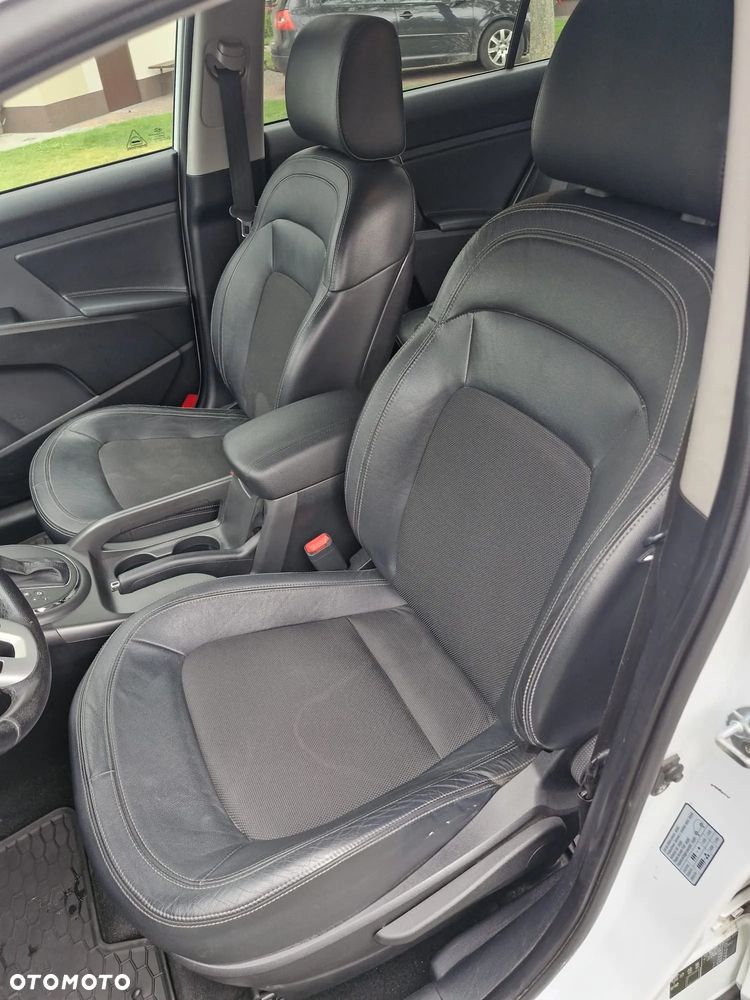 Kia Sportage 2.0 L - 4