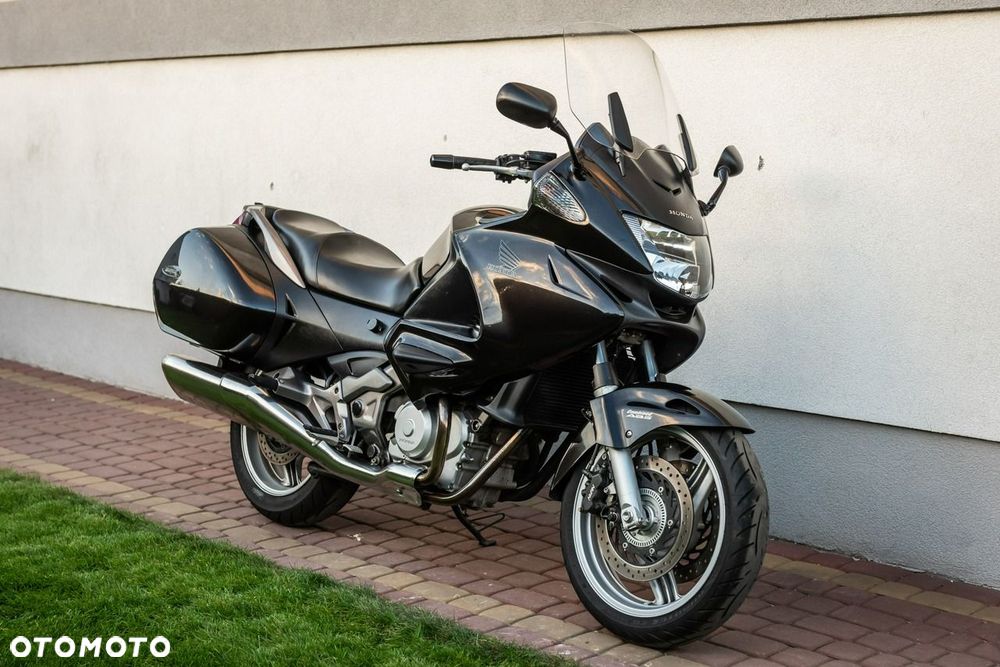 Honda NTV - 1