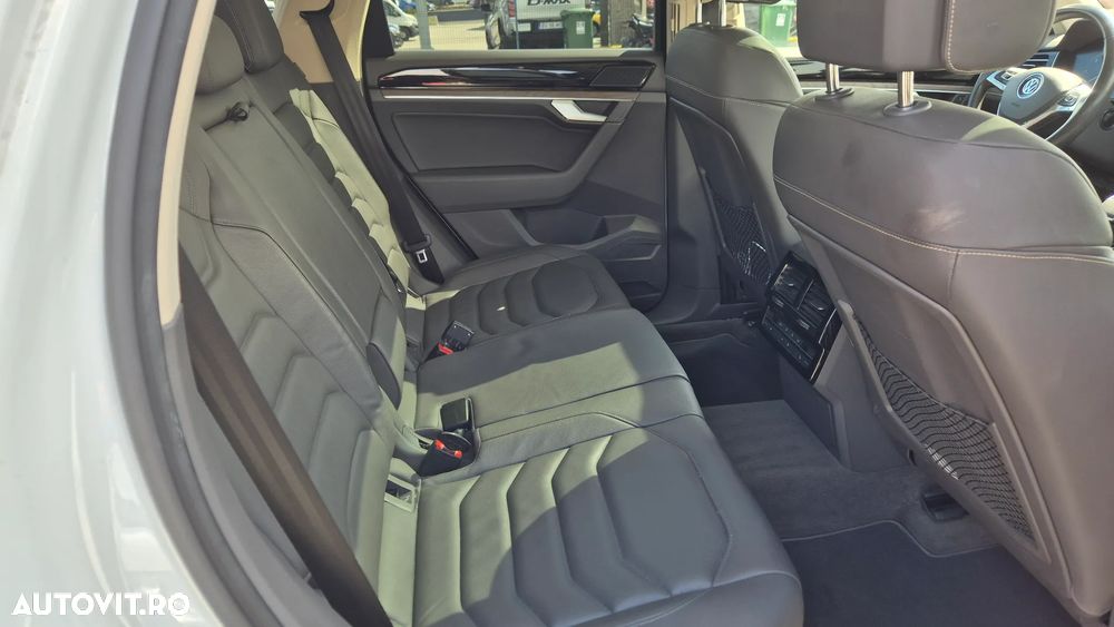 Volkswagen Touareg V6 TDI Atmosphere - 21