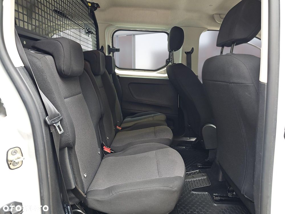 Opel Combo 1.5 DT Edition 102KM - 8