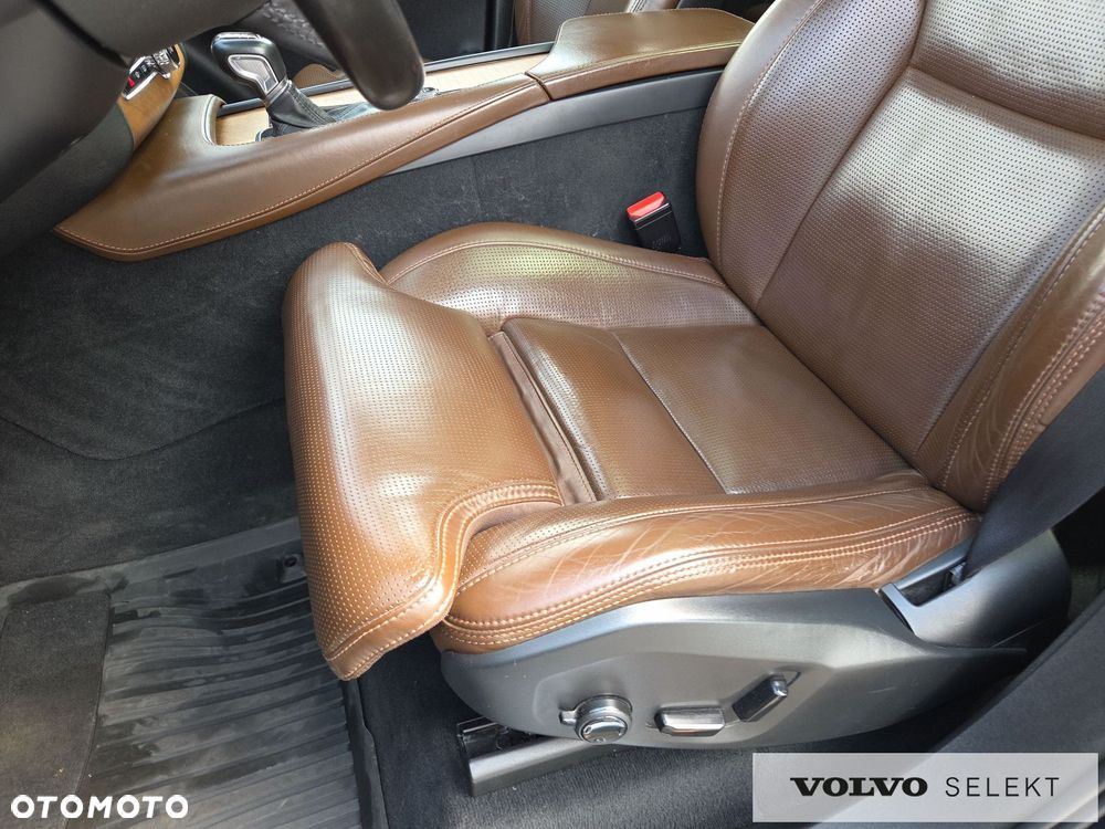 Volvo XC 90 D5 AWD Inscription - 25