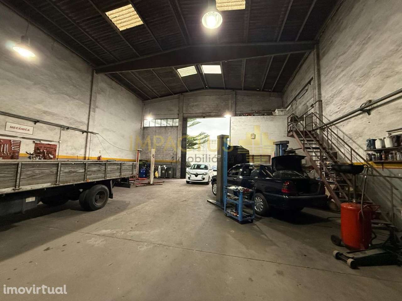 Armazém em Zona Industrial Trofa - Grande imagem: 2/10