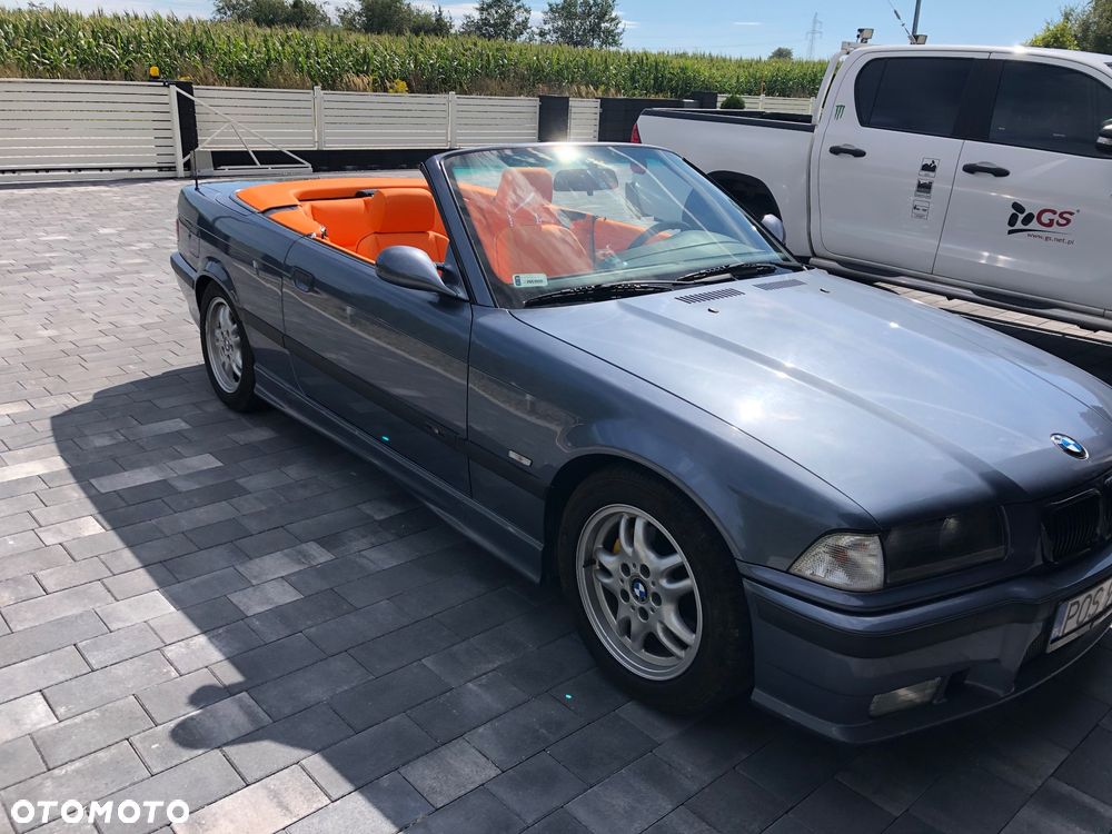 BMW Seria 3 318i - 2