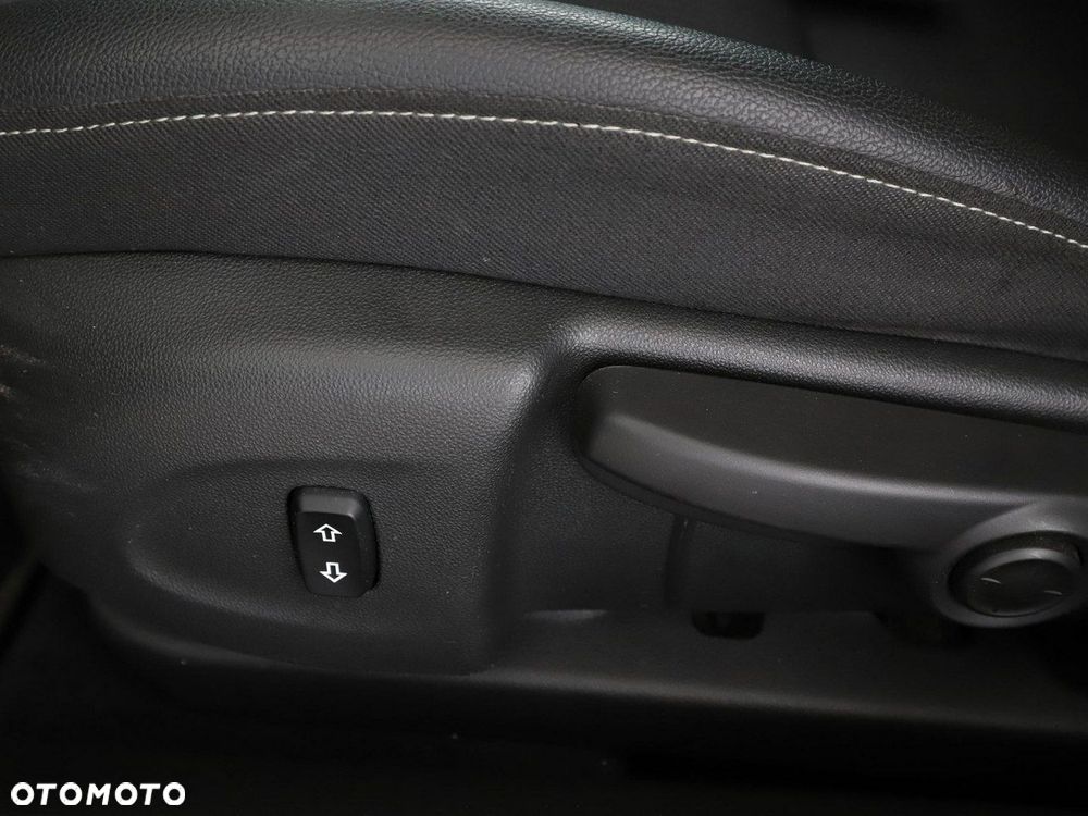 Opel Insignia 2.0 CDTI Ultimate S&S - 38