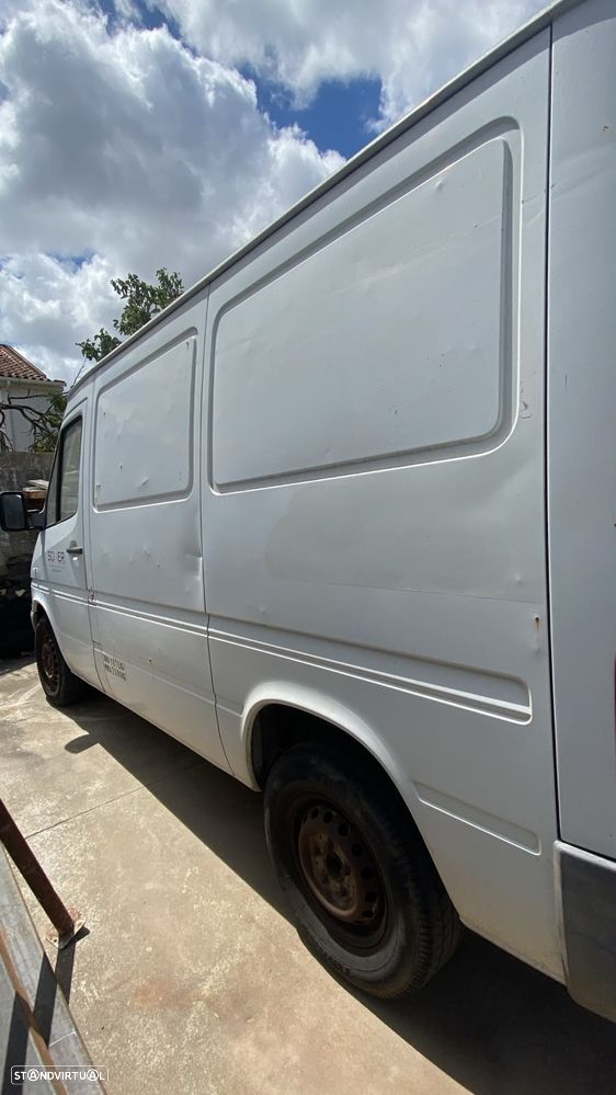 Mercedes-Benz Sprinter - 3