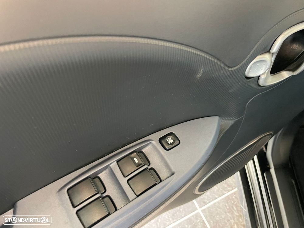 Peugeot iOn Active - 26