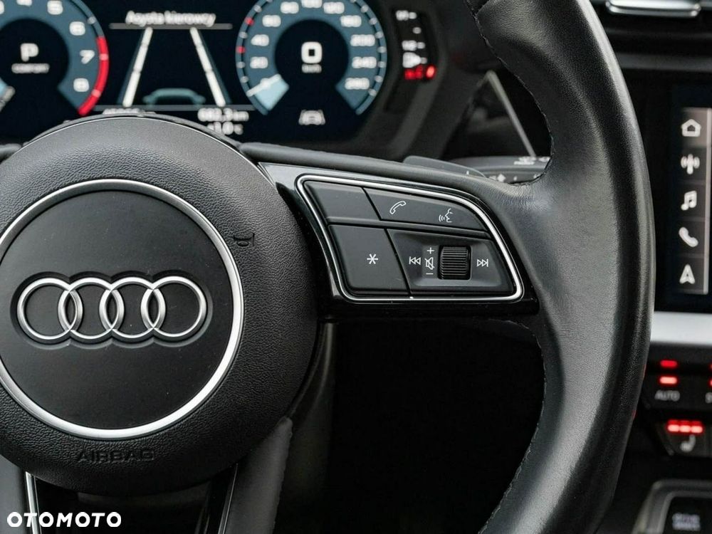 Audi A3 Limousine 35 TFSI S tronic S line - 13