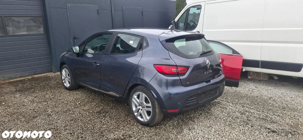 Renault Clio TCe 90 TECHNO - 6