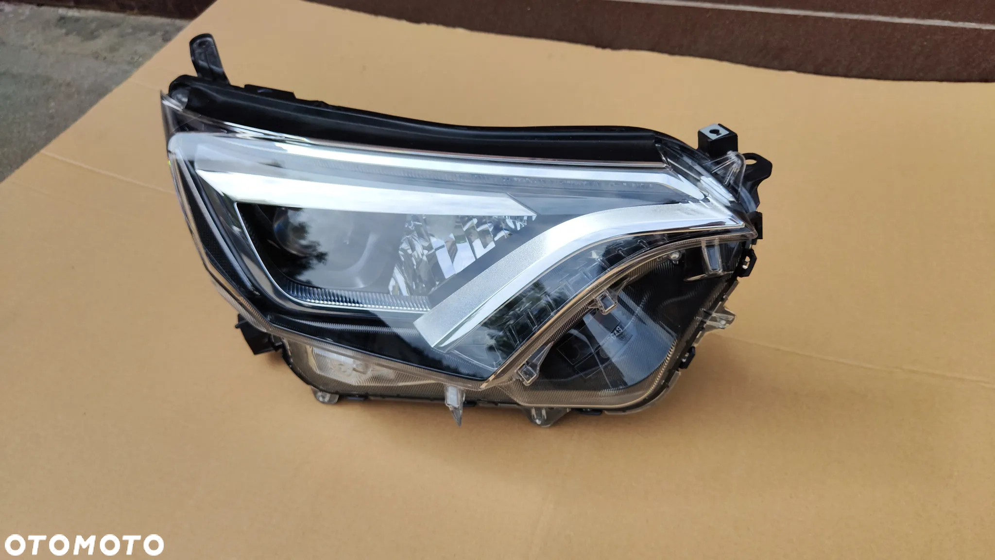 Toyota Rav4 Lift 16-19 Lampa Prawa Przód FULL LED - 3