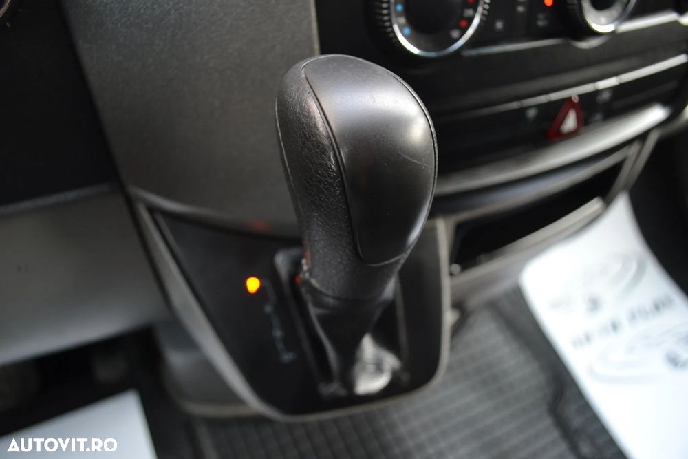 Mercedes-Benz SPRINTER VAN L3H3 209 CDI AUT - 16