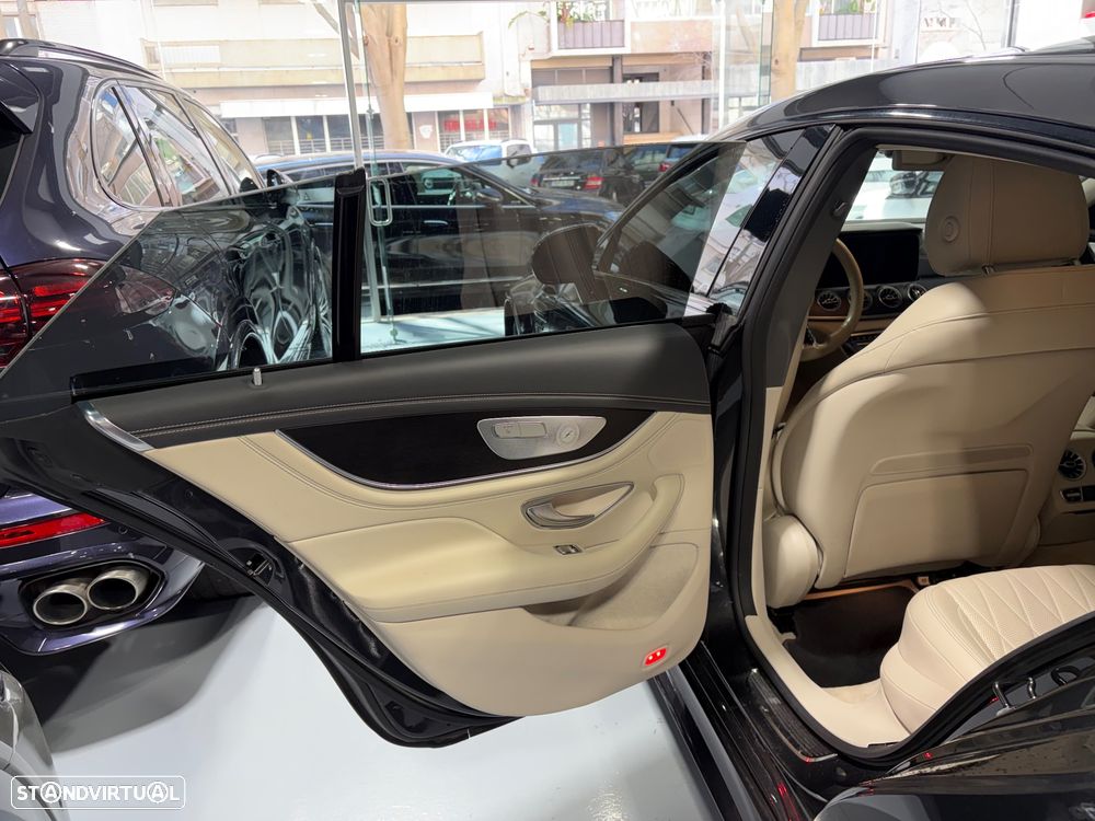 Mercedes-Benz AMG GT 43 4Matic+ Speedshift TCT 9G - 11