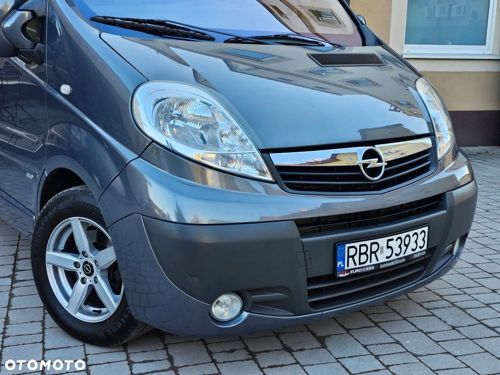 Opel Vivaro - 25