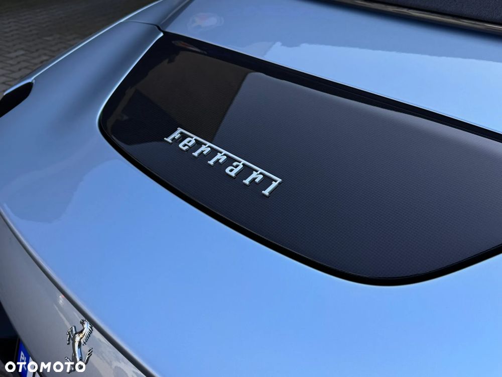Ferrari Roma Spider - 14