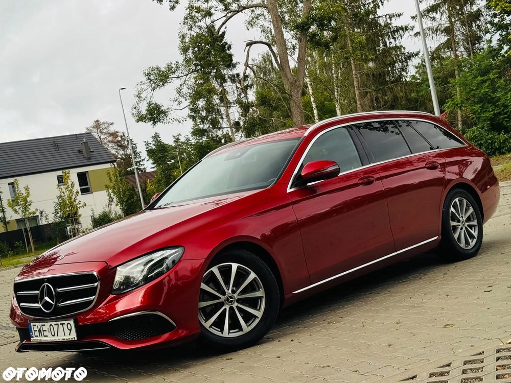 Mercedes-Benz Klasa E 220 d 9G-TRONIC Exclusive - 20