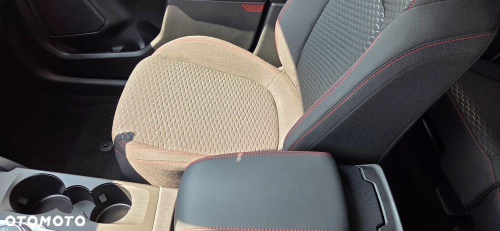 Ford Kuga 2.5 FHEV FWD ST-Line eCVT - 22