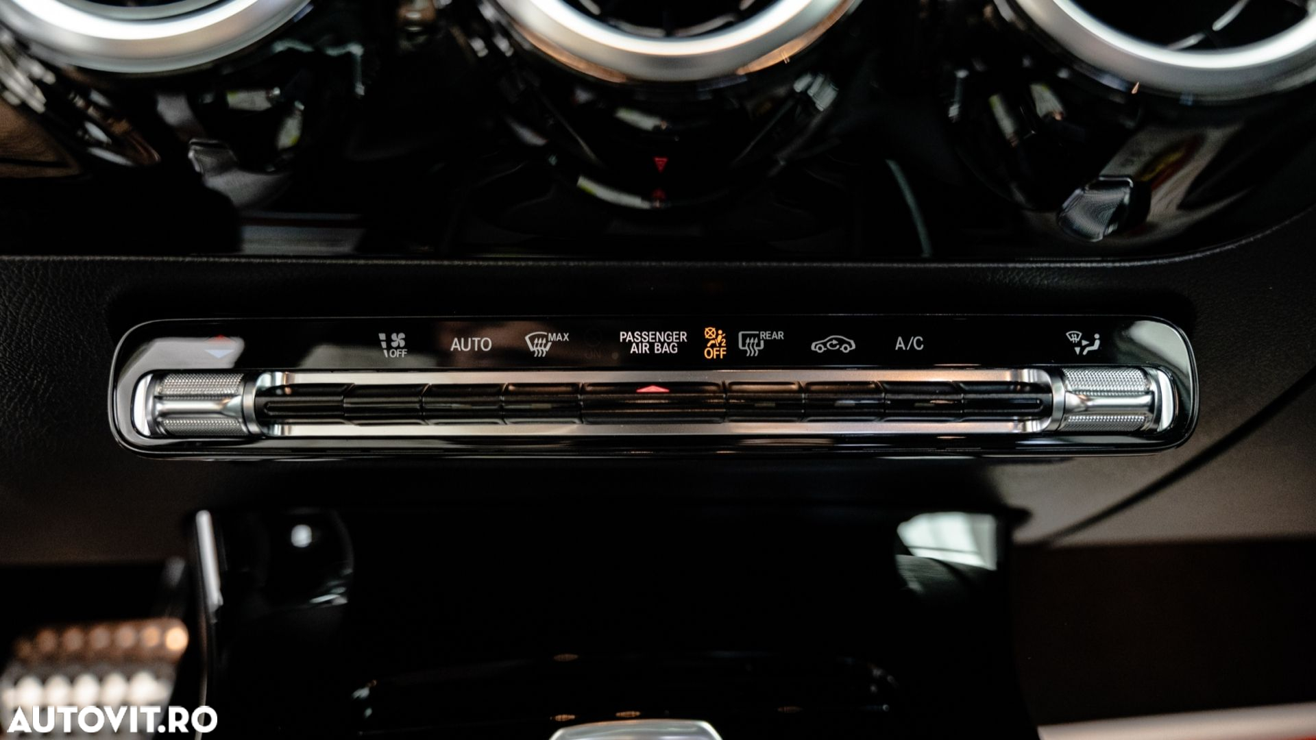 Mercedes-Benz A 180 7G-DCT Edition AMG Line - 21