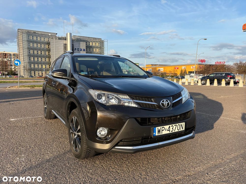 Toyota RAV4 2.2 D-CAT Premium - 1