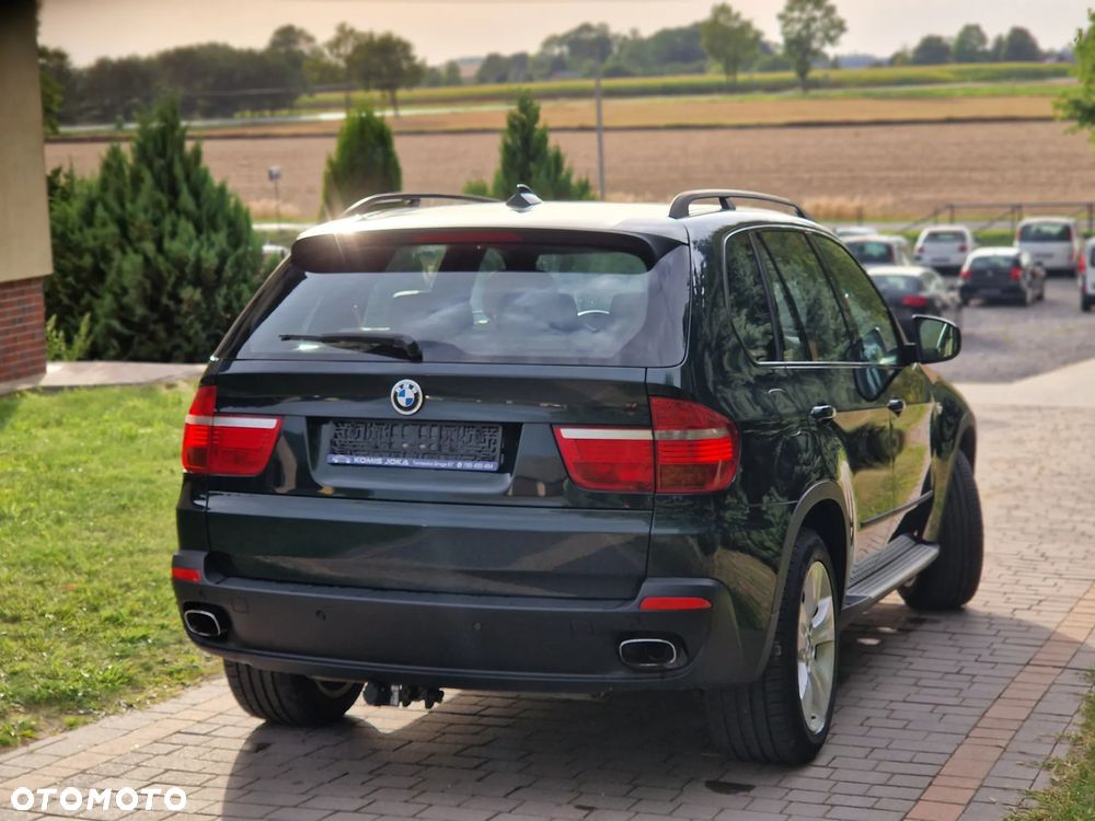 BMW X5 4.8i xDrive - 10