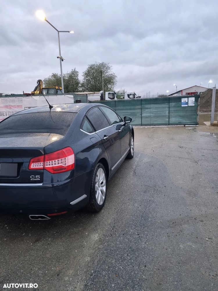 Citroën C5 2.7HDi V6 FAP BVA H3+ Exclusive - 9
