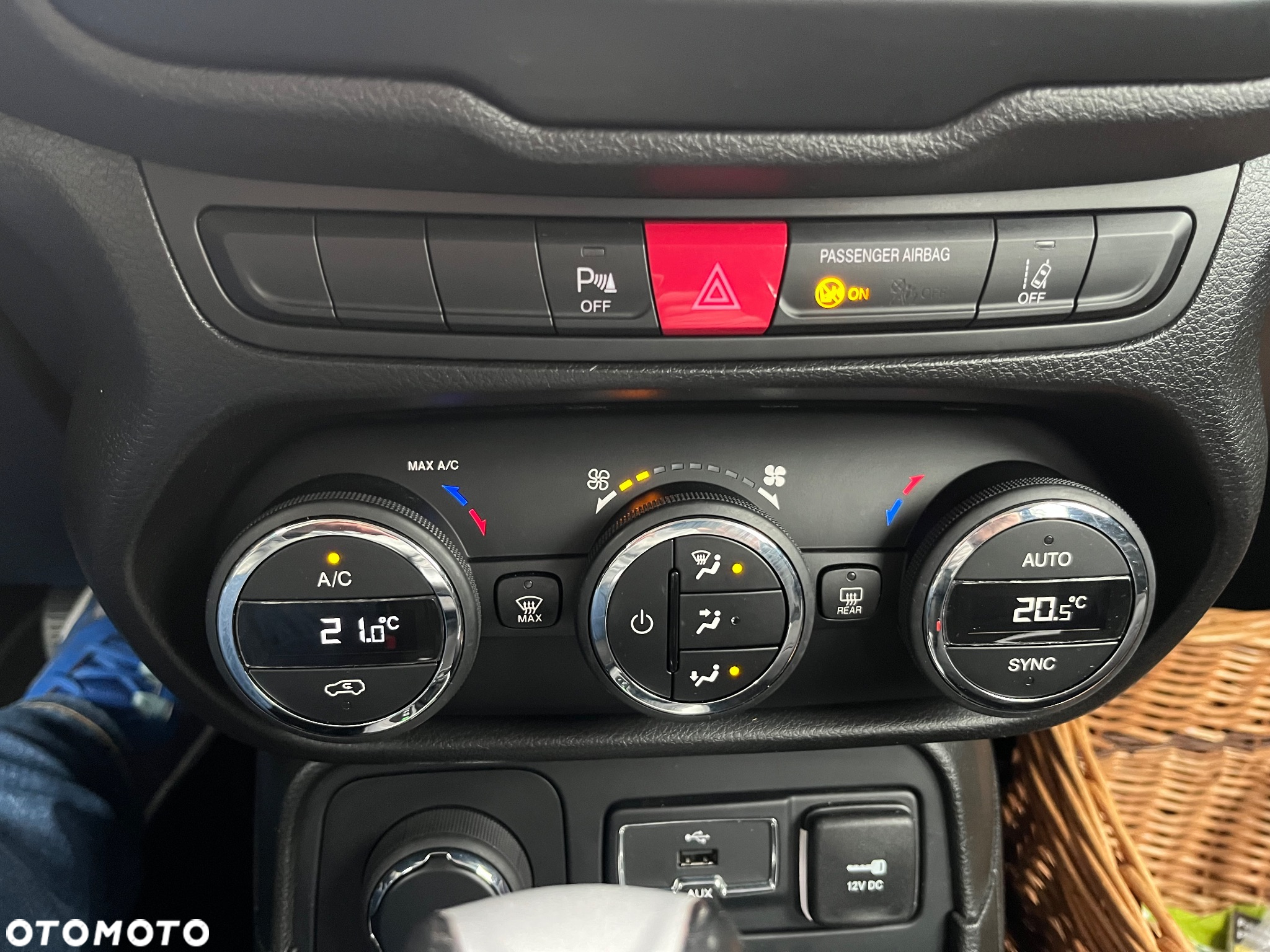 Jeep Renegade 1.4 MultiAir Limited 4WD S&S - 23