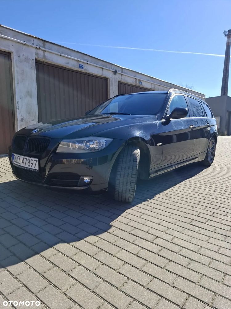 BMW Seria 3 318d DPF Edition Lifestyle - 1