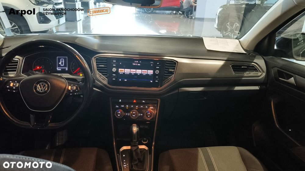 Volkswagen T-Roc - 23