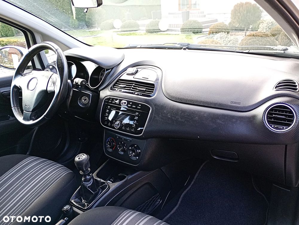 Fiat Punto 1.4 Estiva S&S - 21