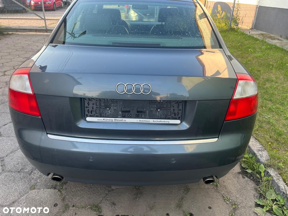 Audi A4 Limousine 2.4 Multitronic - 4