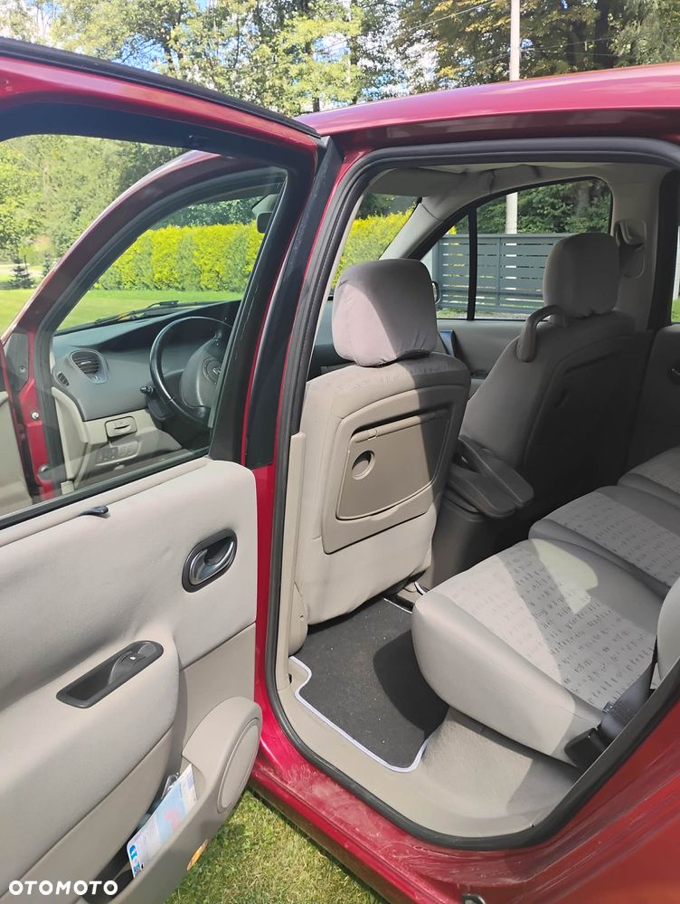Renault Scenic - 5