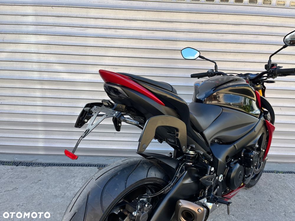 Suzuki GSX 1000 - 13