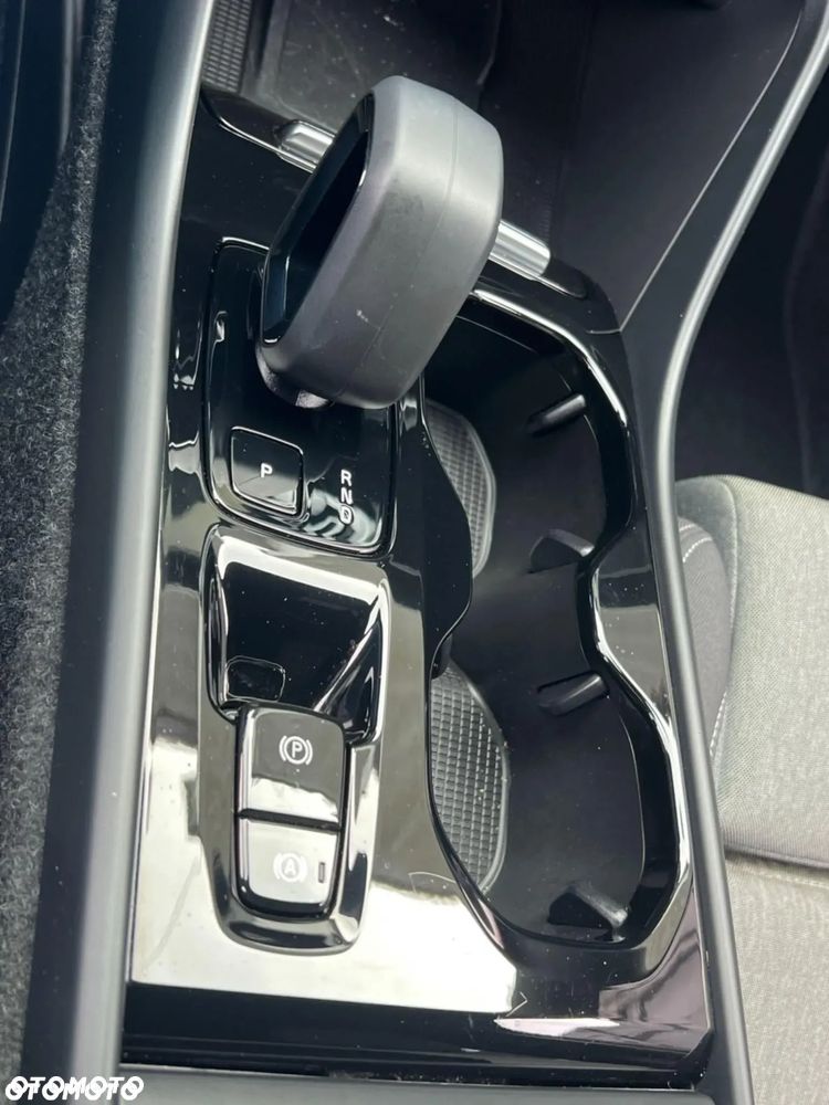 Volvo XC 40 B4 AWD Ultimate Dark - 29