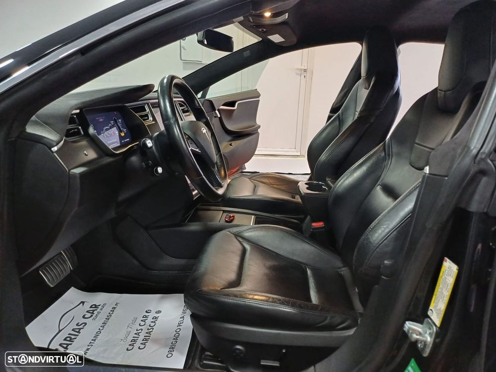 Tesla Model S P85D - 10