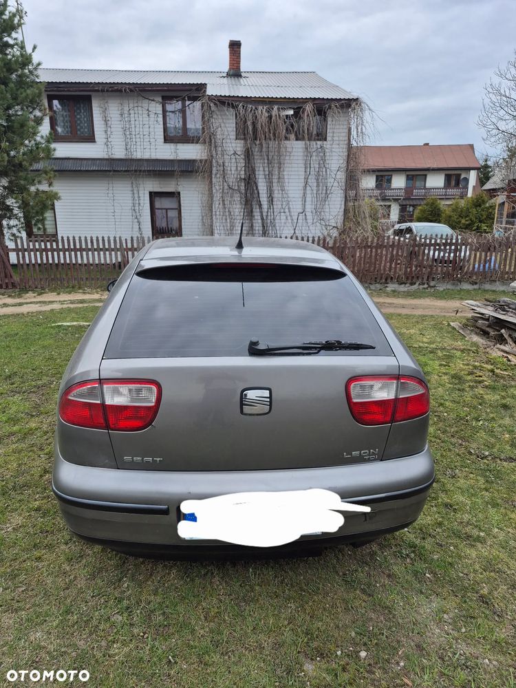 Seat Leon 1.9 TDI Signo - 4